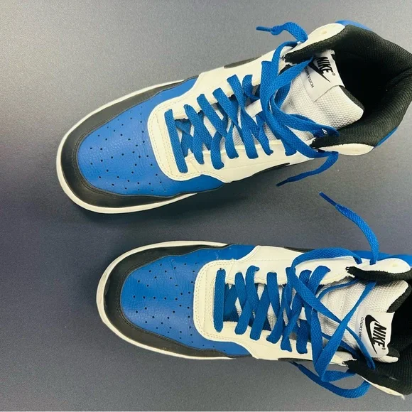 Nike High Tops ⛹🏻♂️ - Picture 3 of 4